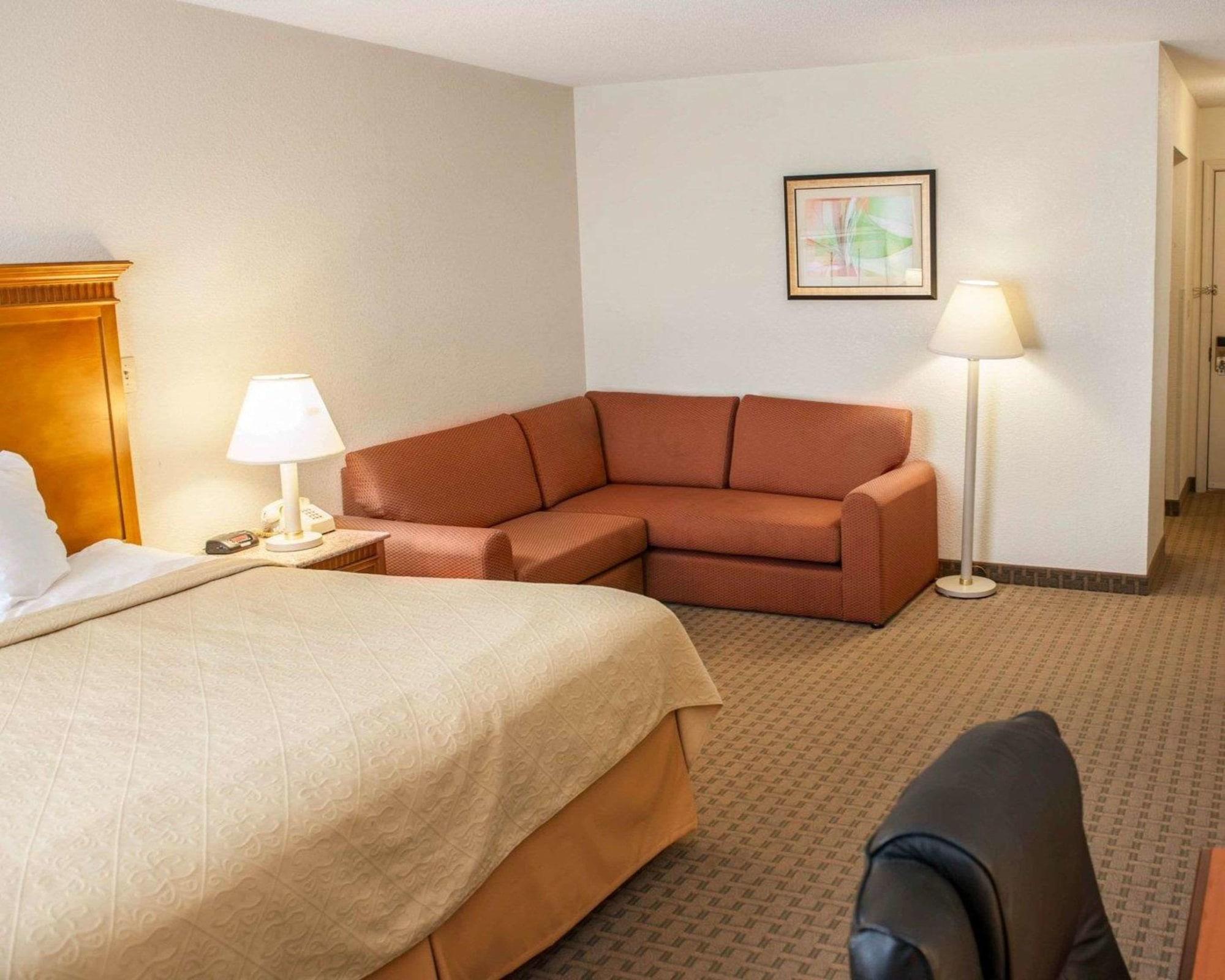 Quality Inn And Suites Indianapolis Esterno foto