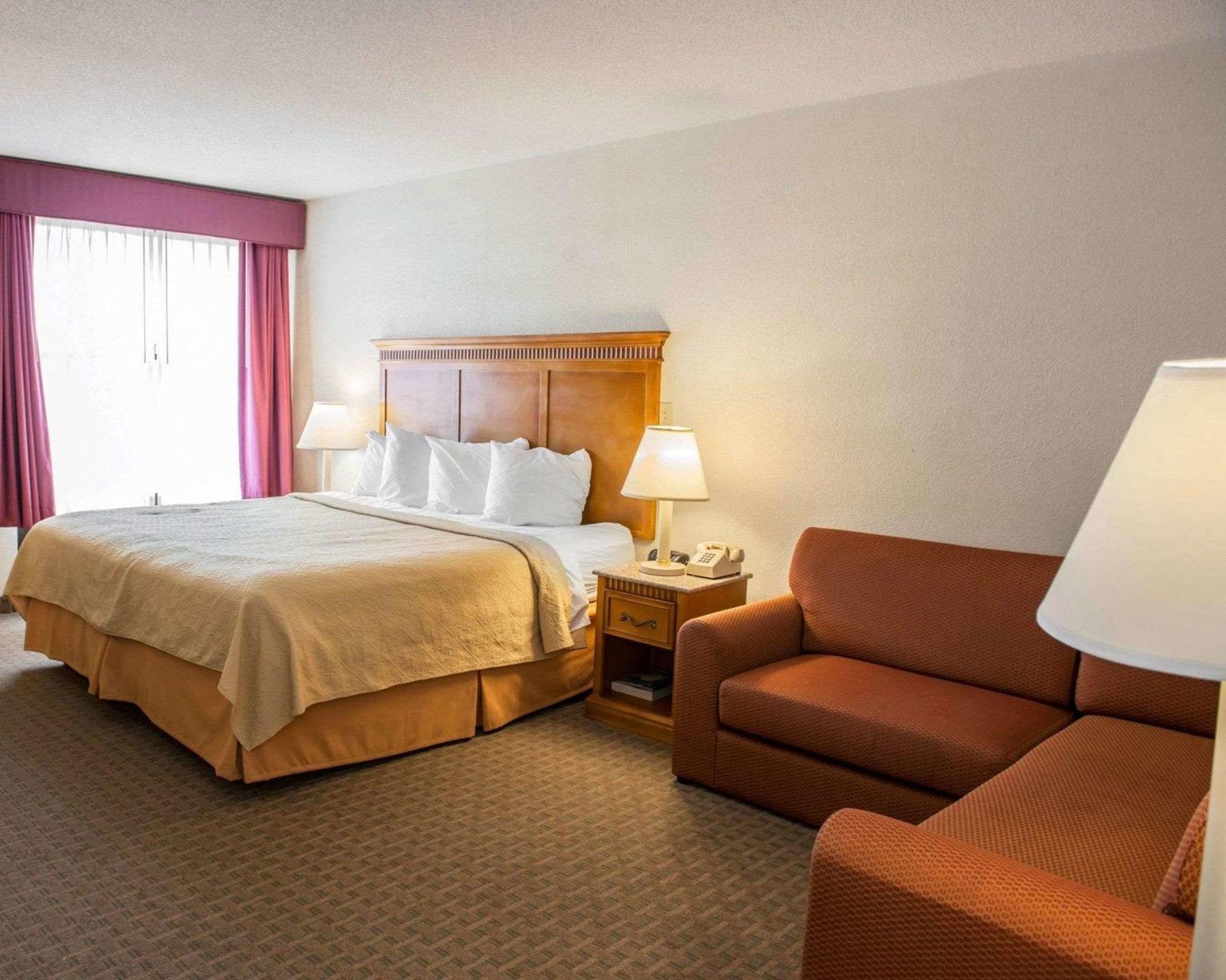 Quality Inn And Suites Indianapolis Esterno foto
