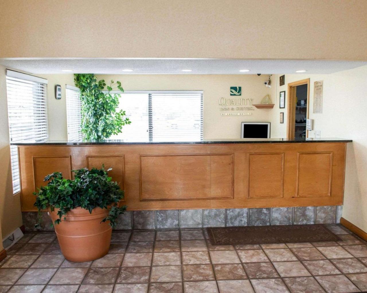 Quality Inn And Suites Indianapolis Esterno foto